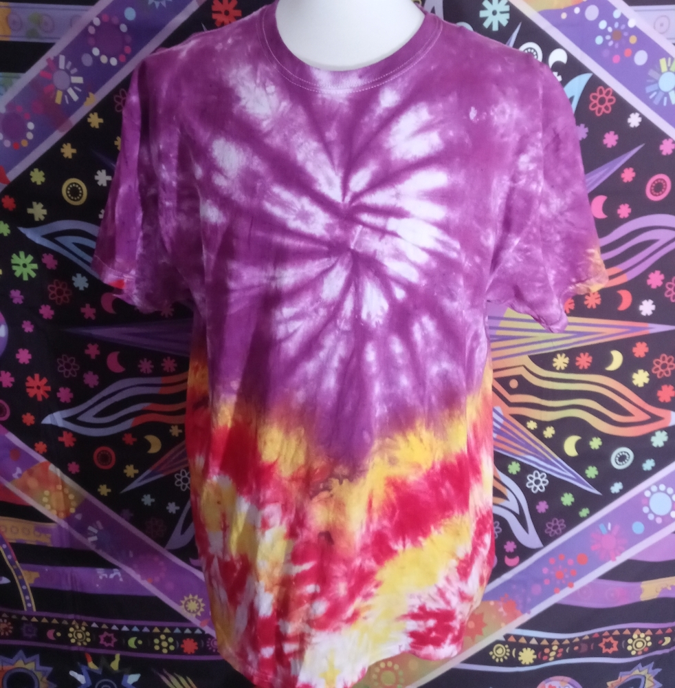 New Gildan Tie-Dye Made With Good Vibes By Me!